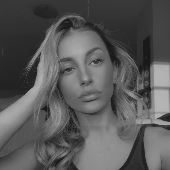 Meet your Posher, Sophia - Picture 3 of 6